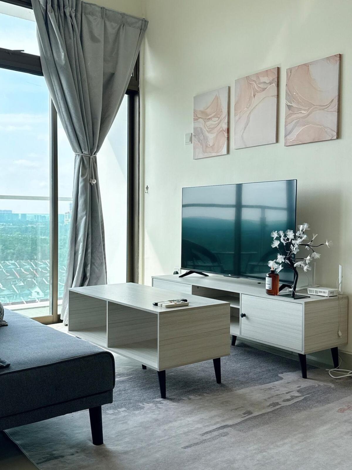 Pangsapuri 26 - The Nordic Grey At Mount Austin, Jb *